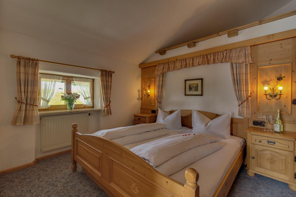 Parkhotel Living Bayersoien Kültér fotó
